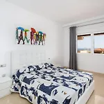 Deluxe Apt. 110qm+terrasse 60qm Pool Wifi Golf Yachthafen *