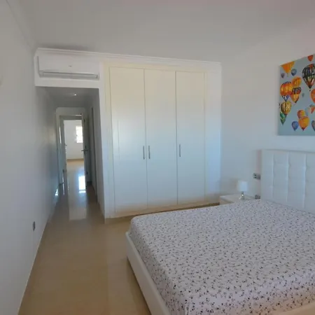 Deluxe Apt. 110qm+terrasse 60qm Pool Wifi Golf Yachthafen סן מיגל דה אבונה
