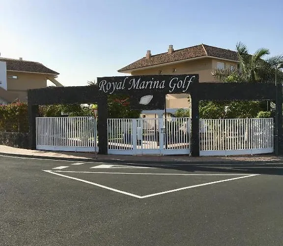 Deluxe Apt. 110qm+terrasse 60qm Pool Wifi Golf Yachthafen San Miguel de Abona