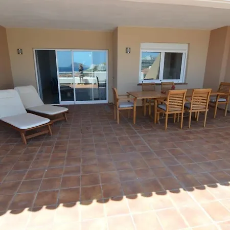 Deluxe Apt. 110qm+terrasse 60qm Pool Wifi Golf Yachthafen *