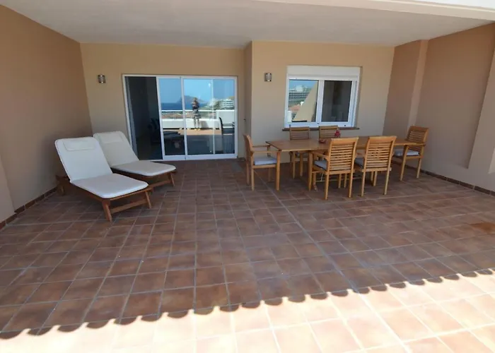 Deluxe Apt. 110qm+terrasse 60qm Pool Wifi Golf Yachthafen *