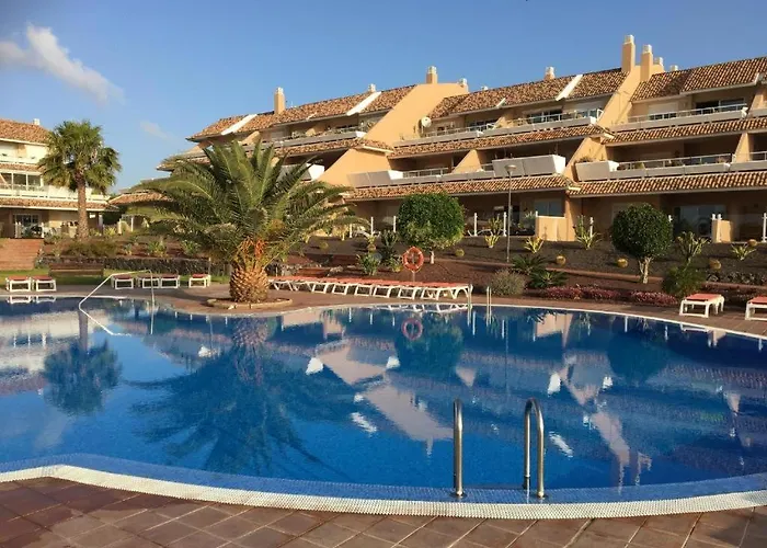 Deluxe Apt. 110qm+terrasse 60qm Pool Wifi Golf Yachthafen *