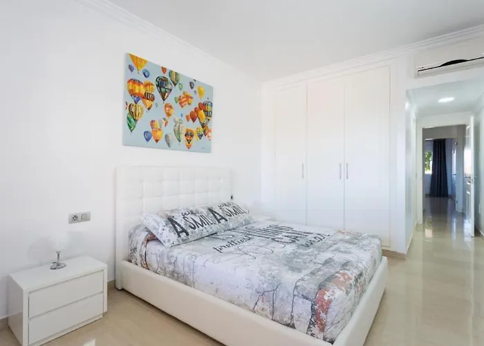 Apartament Deluxe Apt. 110qm+terrasse 60qm Pool Wifi Golf Yachthafen San Miguel de Abona